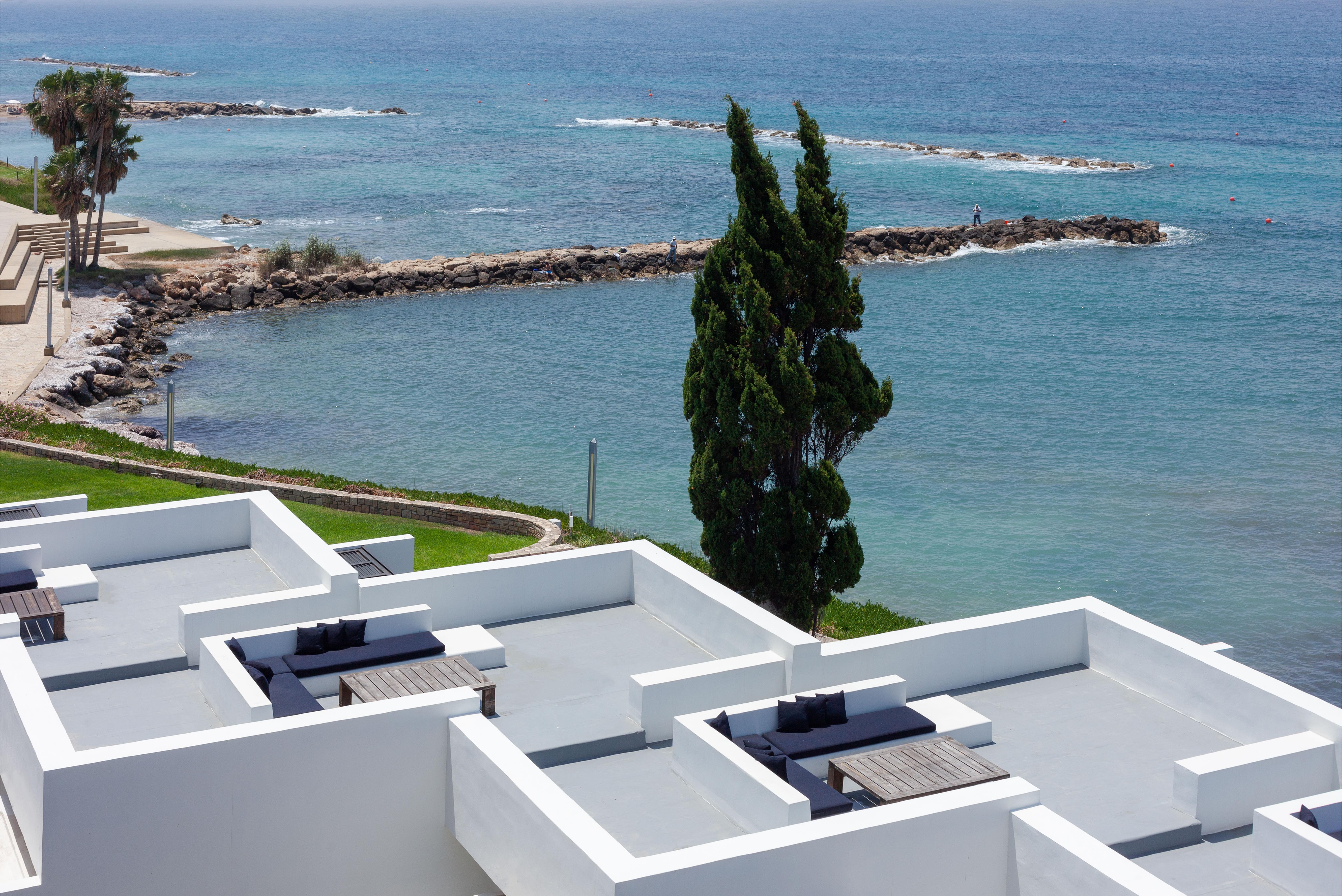 ホテル アルミラ パ フォス エクステリア 写真 View of the Mediterranean Sea from the hotel