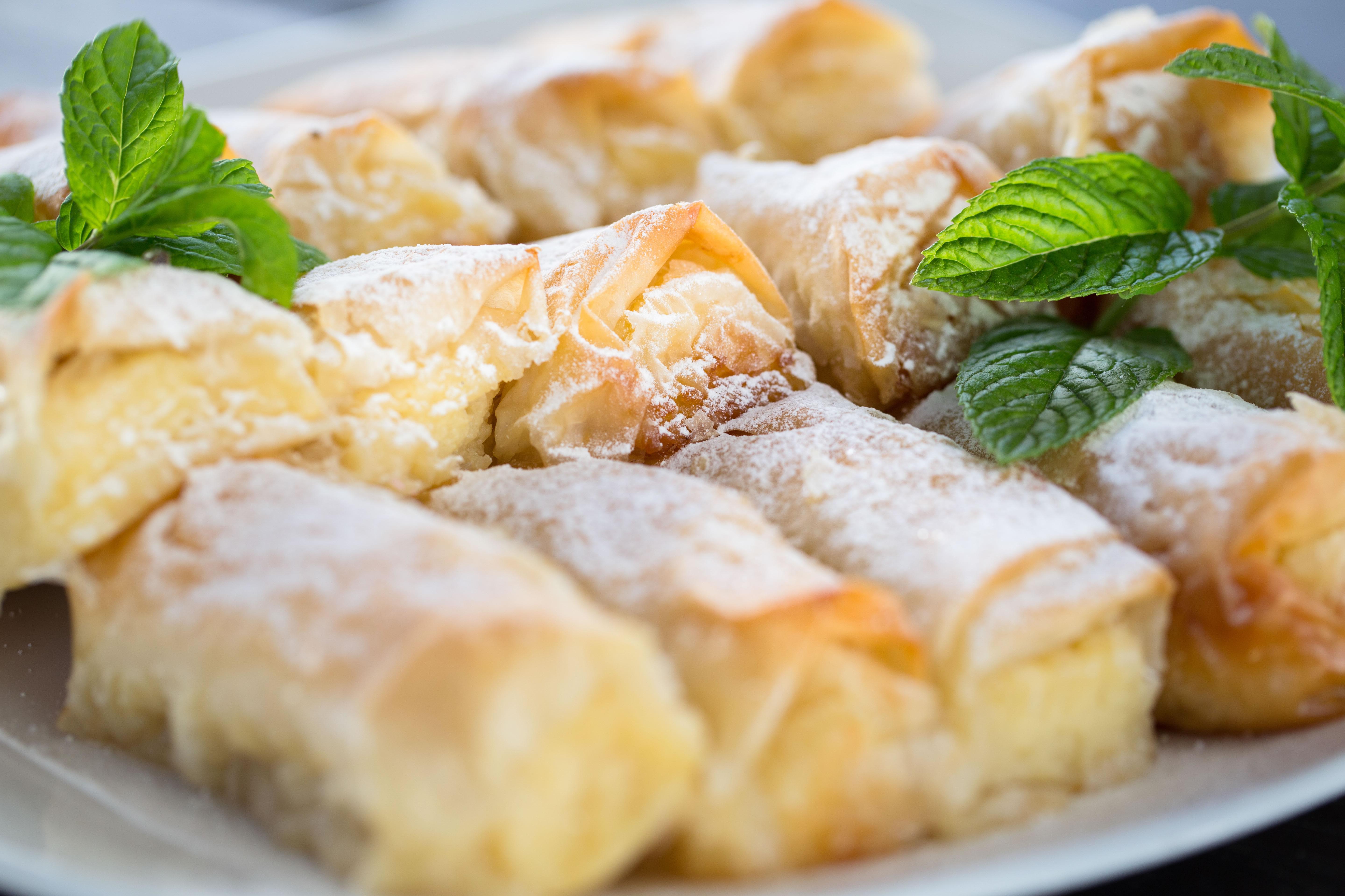 ホテル アルミラ パ フォス エクステリア 写真 Fried spring rolls
